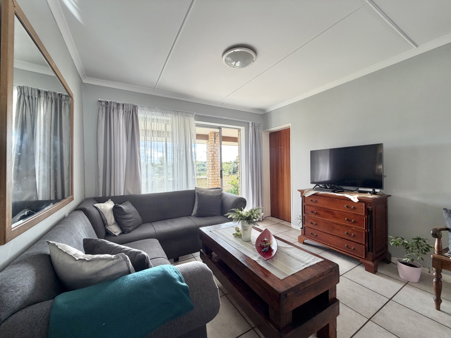3 Bedroom Property for Sale in Aston Bay Eastern Cape